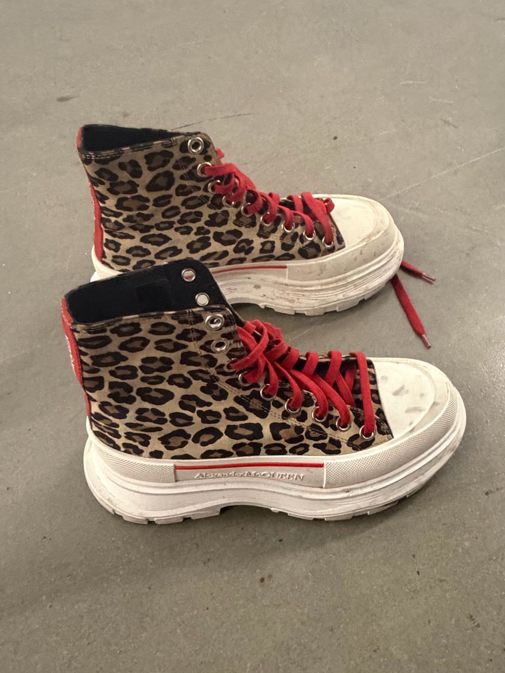 ALEXANDER MCQUEEN TREAD SLICK LEOPARD HIGH TOP SNEAKERS RED LACES